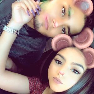 Meet your Posher, Anahi